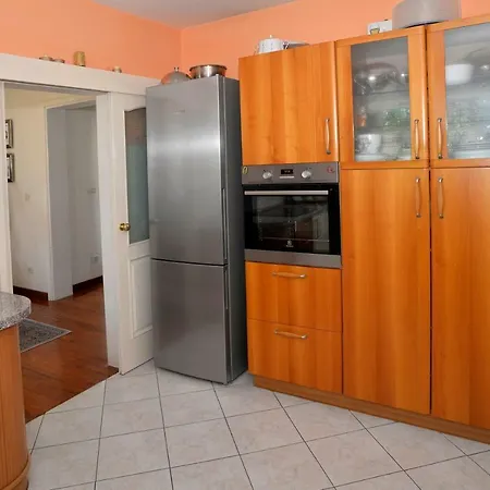 4us With Pool ポドストラナ