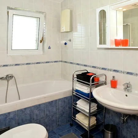 ヴィラ 4us With Pool *